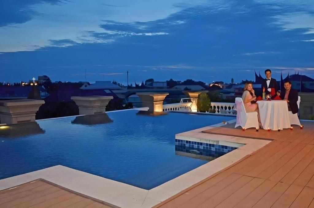 The Axana Hotel Паданг Екстериор снимка