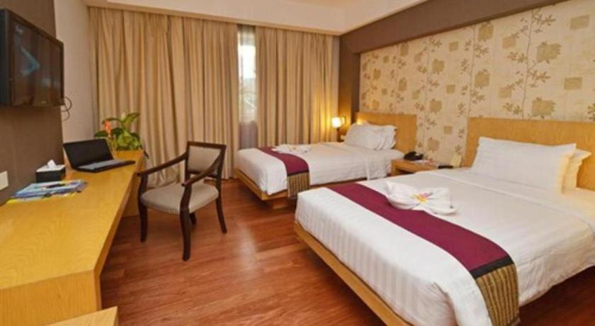The Axana Hotel Паданг Екстериор снимка