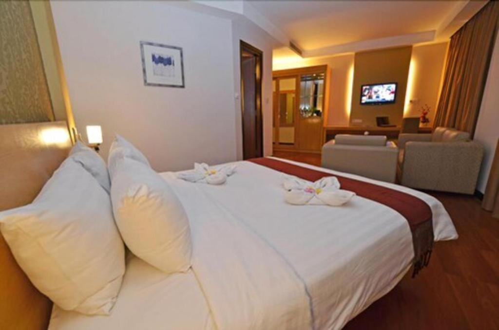 The Axana Hotel Паданг Екстериор снимка
