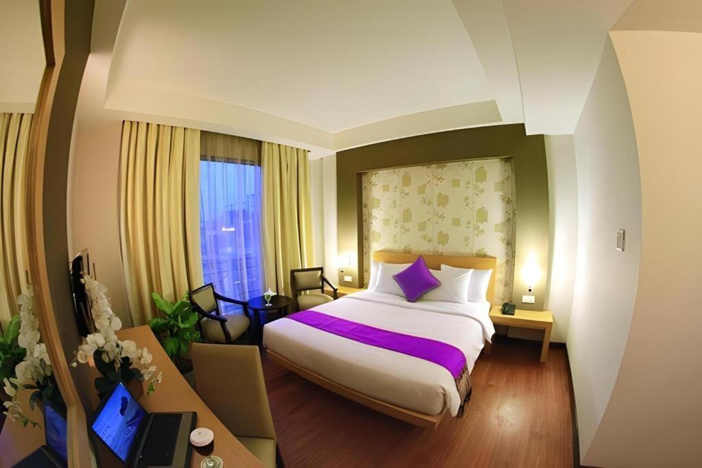 The Axana Hotel Паданг Екстериор снимка