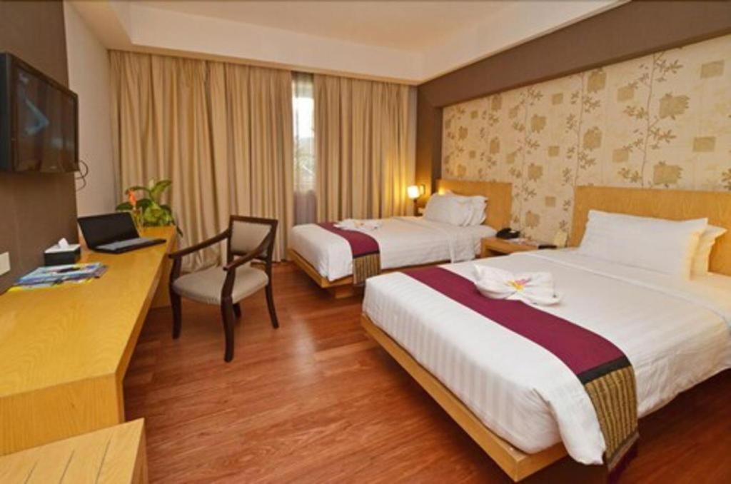 The Axana Hotel Паданг Екстериор снимка